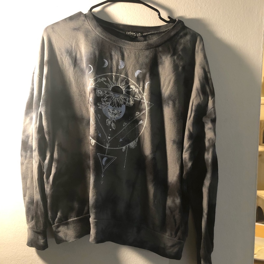 Fifth sun medium grey long sleeve top